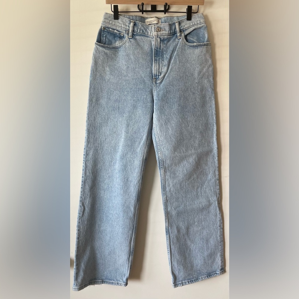 Abercrombie & Fitch 90s high rise relaxed fit jeans size 29 short